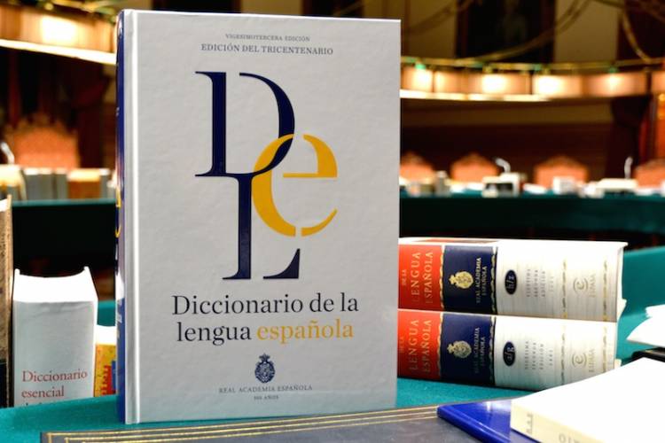 TODOS PODEMOS DECIR VICEPRESIDENTA