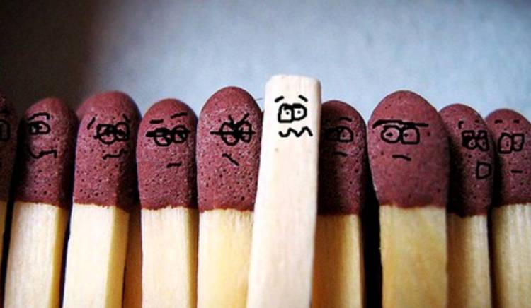 La discriminación.