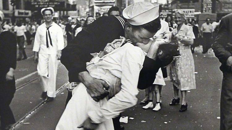 El Día Internacional del Beso 